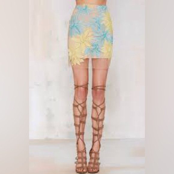 For Love & Lemons X Nasty Gal Wildflower Skirt Size S - Picture 3 of 13